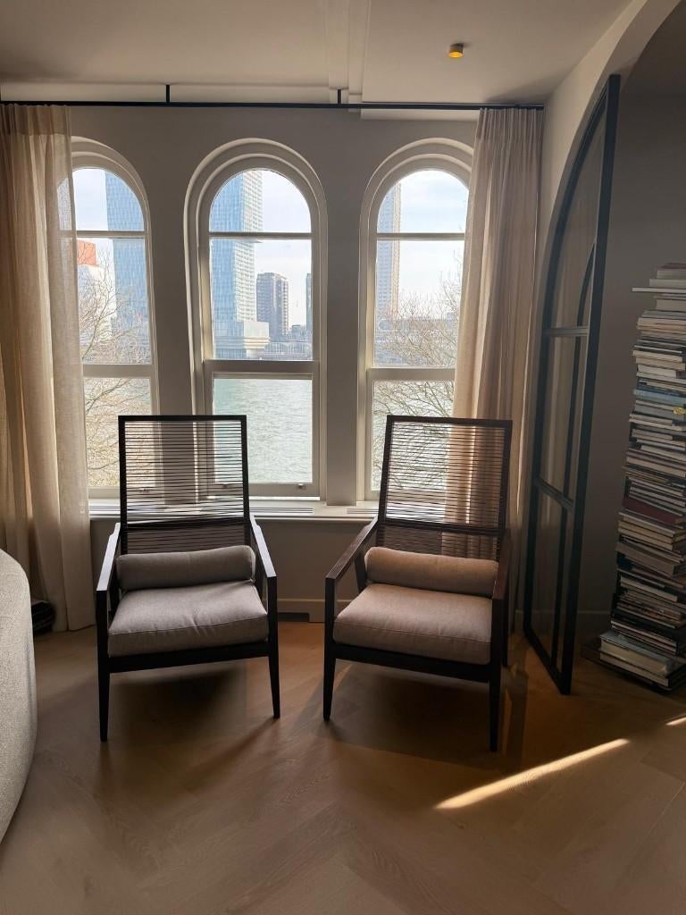 Astoria Lounge Fauteuil van Franco Bizzozzero, Ophalen, Leer, 75 tot 100 cm, Zo goed als nieuw