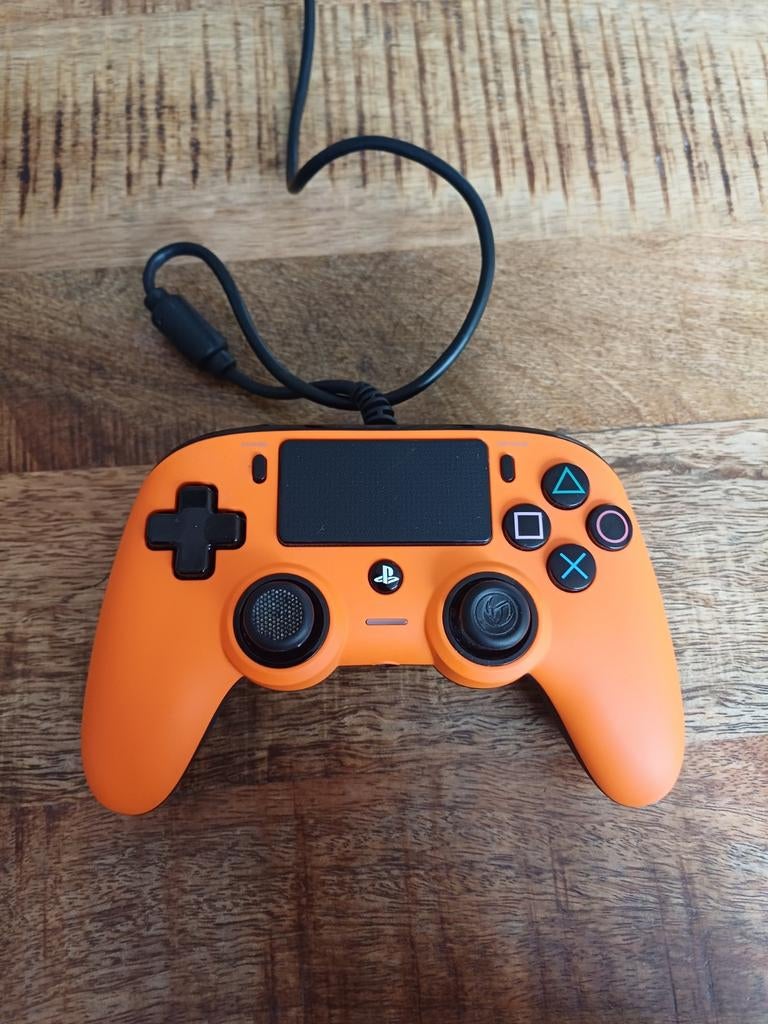 Nacon Compact Controller Oranje voor PlayStation 4, Ophalen, Zo goed als nieuw, Controller, PlayStation 4