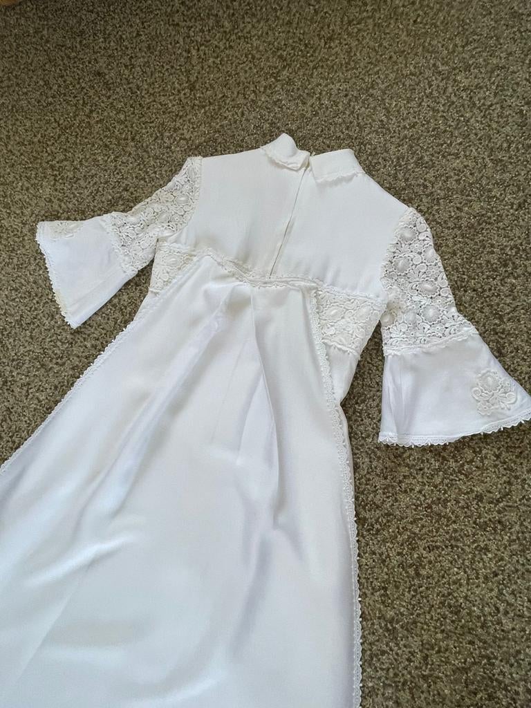 Vintage Trouwjurk met Sleep en Kant - Maat 40, Kleding | Dames, Trouwkleding en Trouwaccessoires, Ophalen of Verzenden, Gedragen