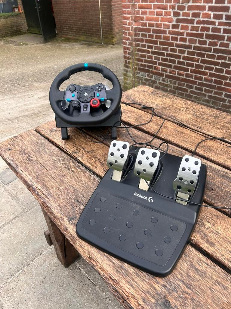Logitech stuurwiel, pedalen, shifter, side panel, playstatio, Ophalen of Verzenden, Gebruikt, Stuurtje of Sportattribuut