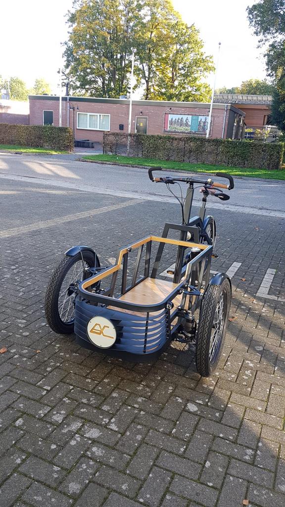 Custum made bakfiets, Fietsen en Brommers, Fietsen | Bakfietsen, Goederen, Elektrisch, Zo goed als nieuw, Ophalen