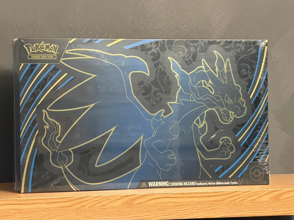 Mega Charizard Ultra Premium Collection, Hobby en Vrije tijd, Verzamelkaartspellen | Pokémon, Ophalen of Verzenden, Nieuw