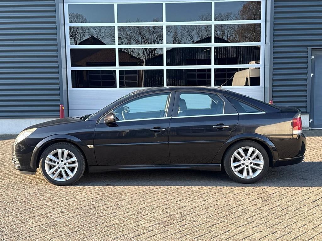 Opel Vectra GTS 1.8-16V Sport, airco, stoelverwarming, Auto's, Gebruikt, Zwart, 4 cilinders, 1796 cc