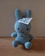 Nieuw nijntje knuffel blauw belletje gehaakt tiamo miffy, Ophalen of Verzenden, Nieuw, Konijn