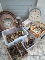 Diverse uurwerken en onderdelen klok, Ophalen