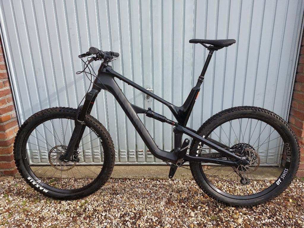 Canyon Spectral CF 8.0 (2018) XL, Fietsen en Brommers, Fietsen | Mountainbikes en ATB, 57 cm of meer, Zo goed als nieuw, Ophalen