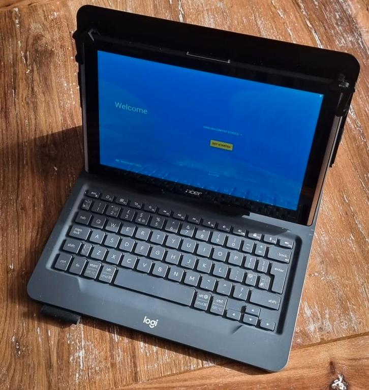 ACER Iconia One 10 incl. adapter en toetsenbord hoes, Computers en Software, Android Tablets, Zo goed als nieuw, Wi-Fi en Mobiel internet