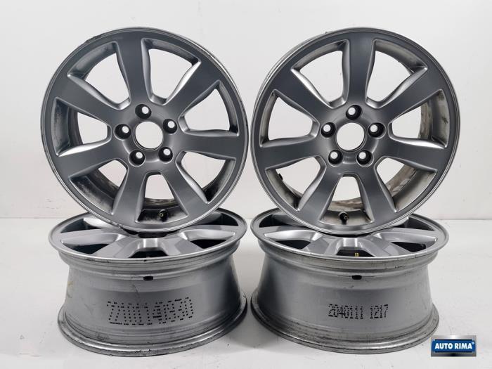 Sportvelgen Set van een Volvo V70, Auto-onderdelen, Banden en Velgen, Personenwagen, Gebruikt, 3 maanden garantie, Ophalen of Verzenden