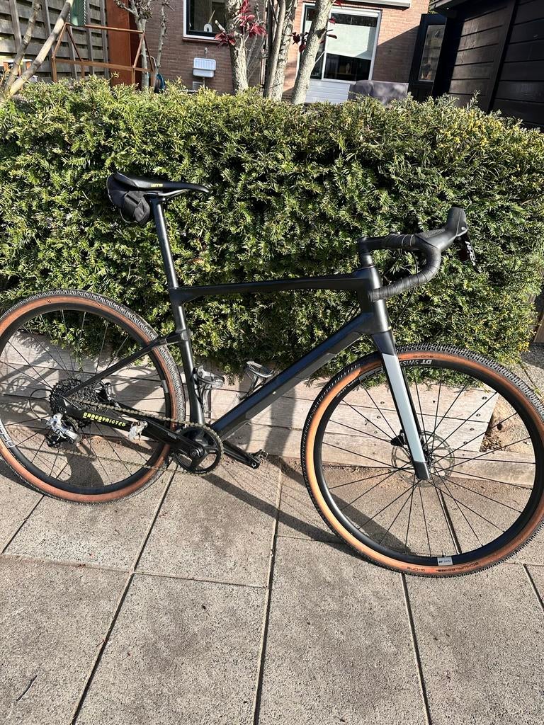 BMC URS Gravelbike 2021 - Maat L - SRAM Rival - Powermeter, 28 inch, Gebruikt, Carbon, 10 tot 15 versnellingen