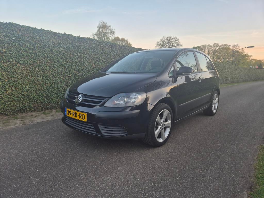 Volkswagen Golf Plus 1.6 FSI 85KW 2005 Zwart 58800 km, Auto's, Stof, 4 cilinders, Zwart, 115 pk