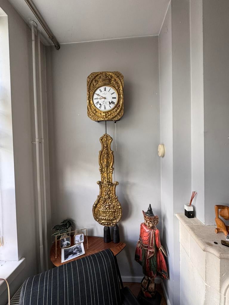 Goedlopende Comtoise wandklok 19e eeuw, Ophalen