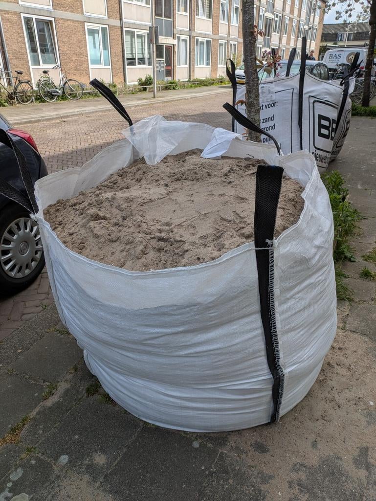 GRATIS Big bag ophoogzand, 1000 liter, Tuin en Terras, Zand, Ophalen, Gebruikt, Ophoogzand