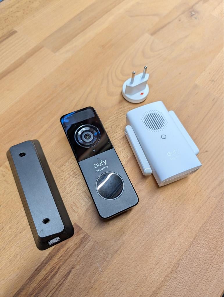 Eufy Security Video Deurbel Slim (1080p, Batterij), Huis en Inrichting, Deurbellen, Ophalen of Verzenden, Ingebouwde camera, Zo goed als nieuw