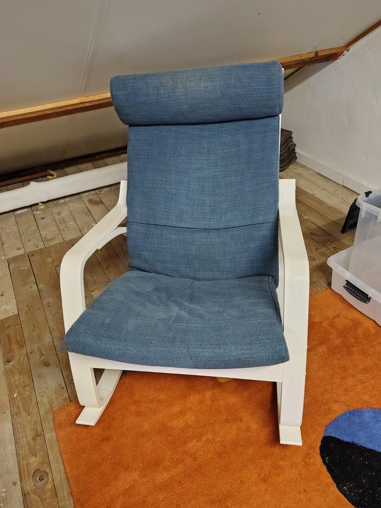 Ikea Poang schommelstoel met voetenbankje, Huis en Inrichting, Stoelen, Ophalen, Gebruikt, Wit, Eén