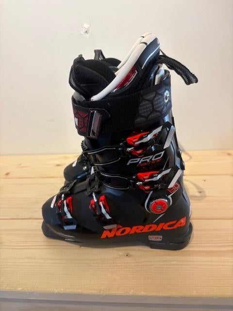 Nordica Pro Machine 130 Heren skischoenen maat 26,5 (40), Nordica, 160 tot 180 cm, Info@nordica.com, Schoenen