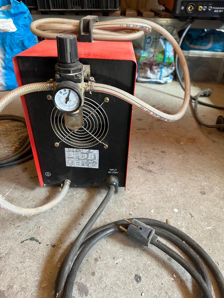 Plasmasnijder-TIG- en electrrode lapapparaat, Ophalen, Gebruikt, 150 tot 250 ampère, Tig