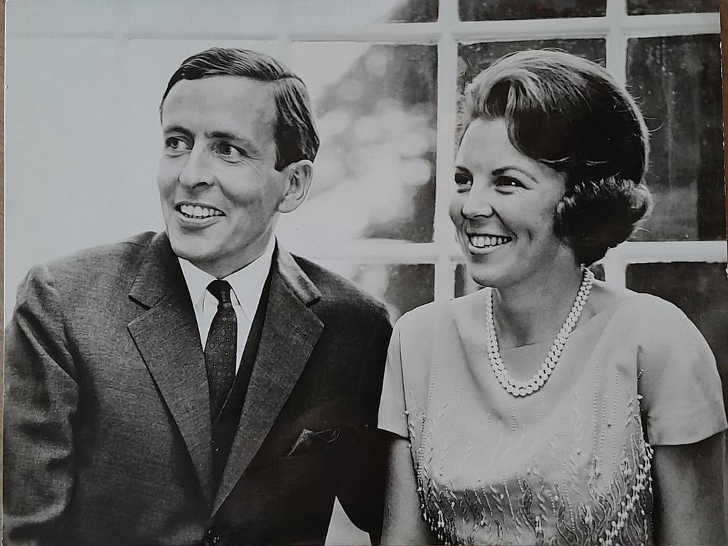 Pr Beatrix en Pr.Claus, Verzamelen, Ophalen of Verzenden, Nieuw, Nederland, Kaart, Foto of Prent