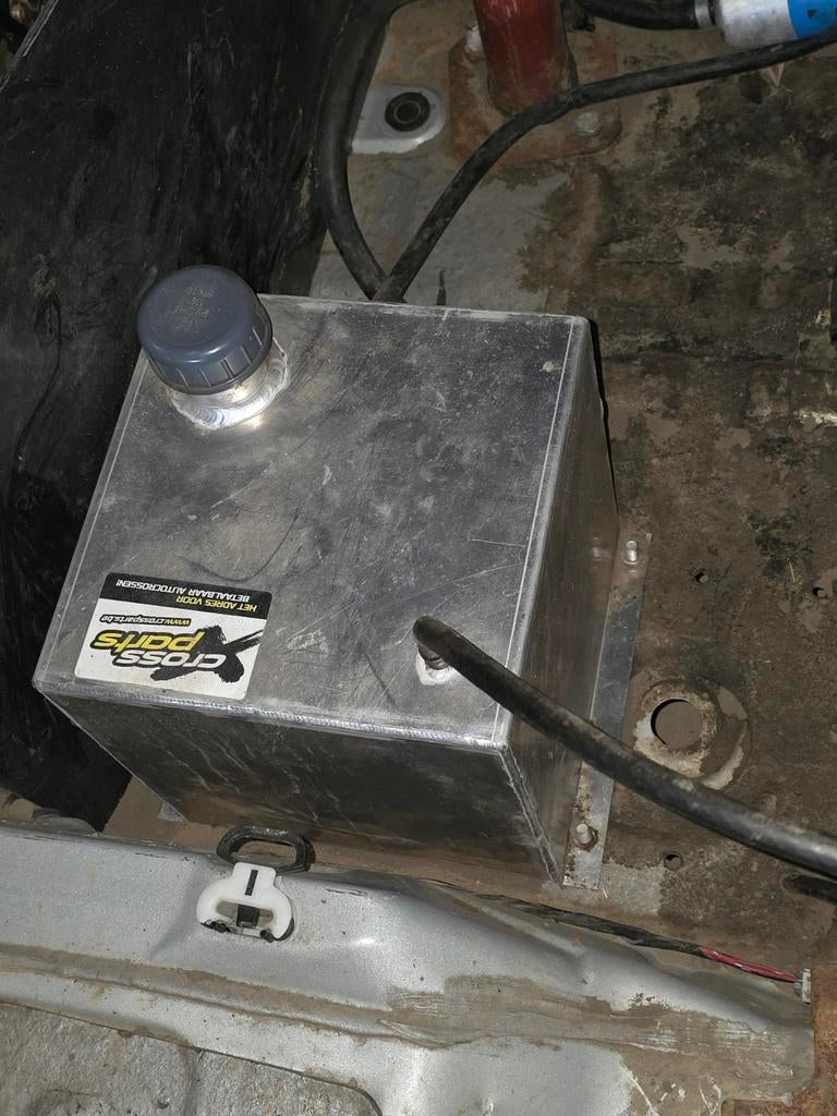 Mitsubishi Colt 5 1600 met 1300 bak te koop, Ophalen of Verzenden, Gebruikt, Mitsubishi