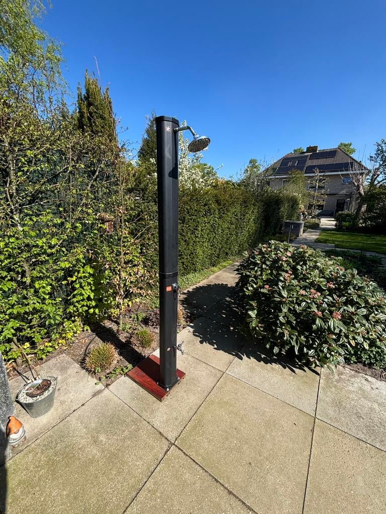 Buitendouche, Ophalen of Verzenden, Zo goed als nieuw