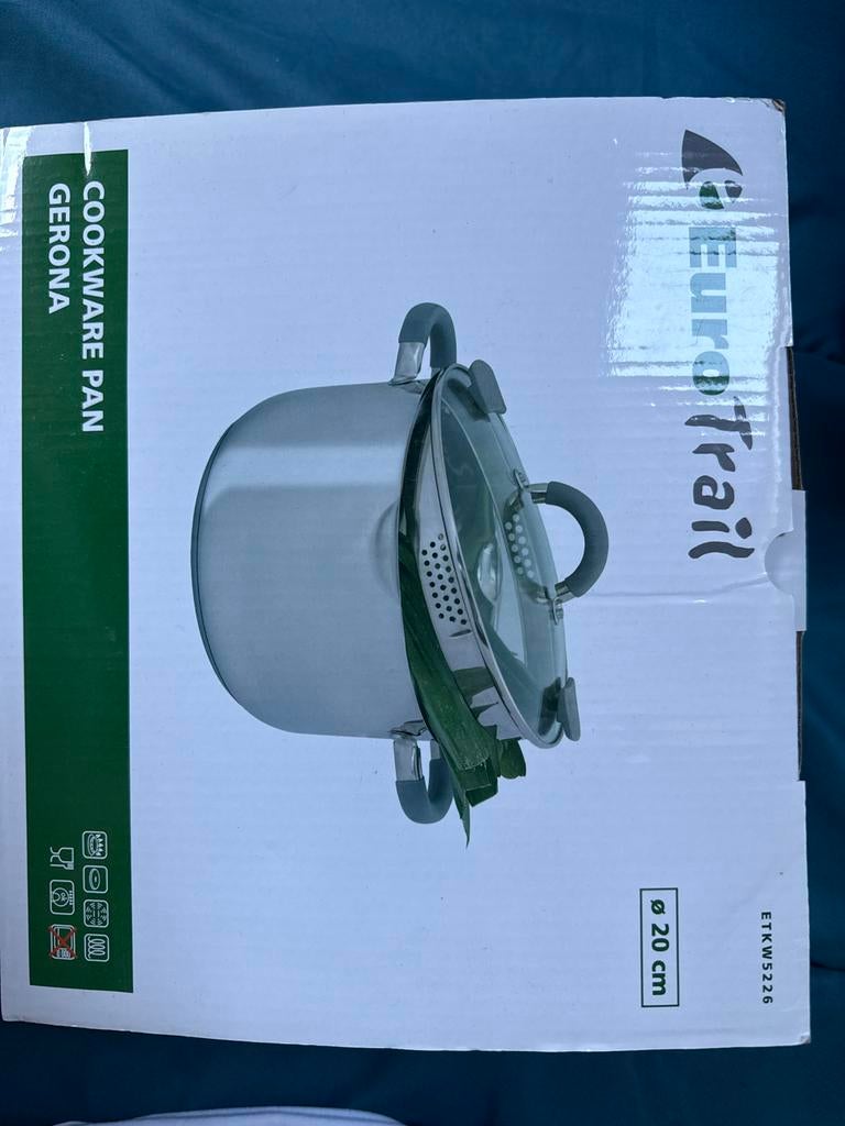 Eurotrail Gerona Kookpan - 20 cm - RVS, Huis en Inrichting, Keuken | Potten en Pannen, Inductieplaat, Nieuw, Rvs, Ophalen