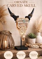 Decoratieve handgesneden schedel met hoorns en schelpen, Ophalen