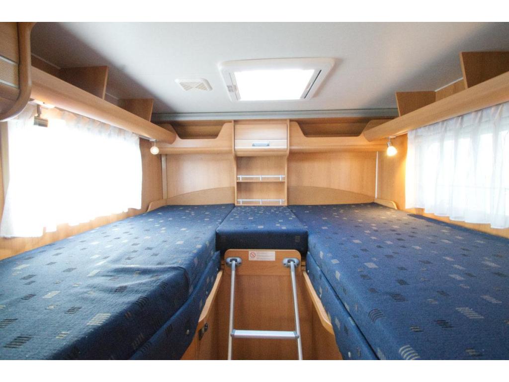 Dethleffs Globebus T004 halfintegraal camper enkele bedden, Chemisch toilet, Standaard zit, Kluisje, Fiat