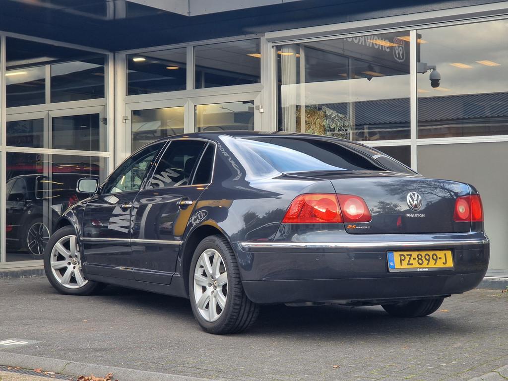 Volkswagen Phaeton 3.2 V6 4p. LUCHTVERING / VR6 / R32 / YOUN, Gebruikt, 3189 cc, Zwart, Leder