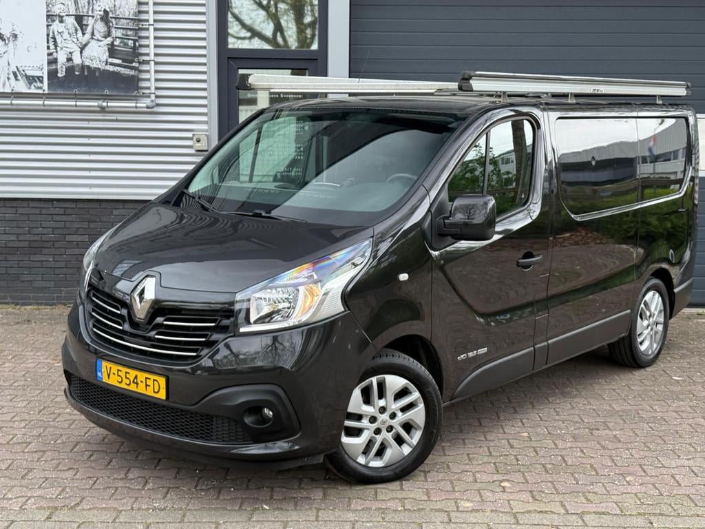 Renault Trafic L1H1 MARGE CRUISE CAMERA IMPERIAL (bj 2017), Auto's, 125 pk, Renault, Zwart, Origineel Nederlands