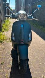 Vespa Sprint 2015 4T 4v bromsnelheid, Fietsen en Brommers, Scooters | Vespa, Ophalen, Overige modellen, Zo goed als nieuw, Benzine