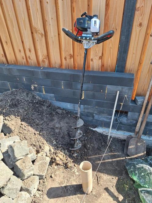 bu-ko D52-E 2takt grondboor, Tuin en Terras, Hand-tuingereedschap, Gebruikt, Grondboor, Ophalen