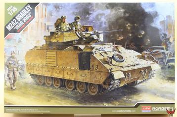 ROWASP | Academy 1/35 M2A2 Bradley Iraq 2003 beschikbaar voor biedingen