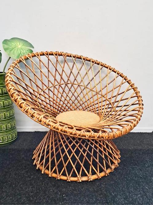 Vintage rotan kuipstoeltje Rohe Noordwolde stoel riet  60/70, Huis en Inrichting, Stoelen, Gebruikt, Eén, Riet of Rotan, Bruin