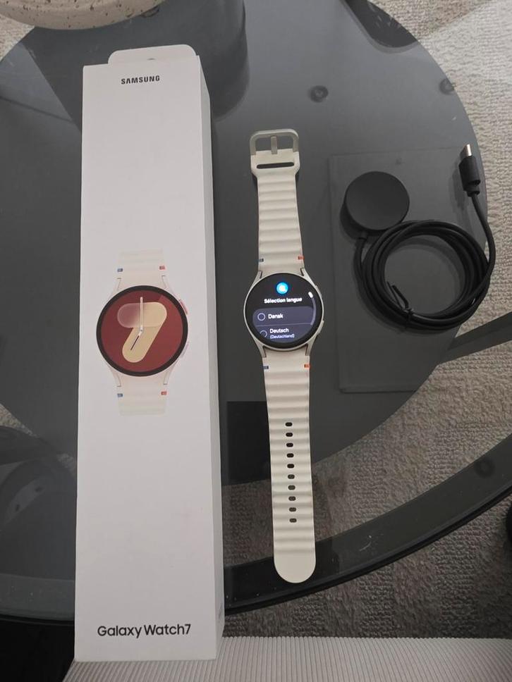 Samsung Galaxy Watch7 lte, Sieraden, Tassen en Uiterlijk, Smartwatches, Nieuw, Android, Wit, Afstand, Calorieverbanding, GPS, Hartslag