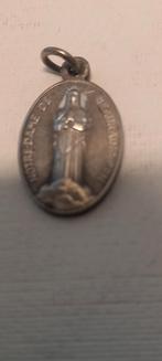 Notre Dame de Beauraing medaille, Antiek en Kunst, Antiek | Religie, Ophalen of Verzenden