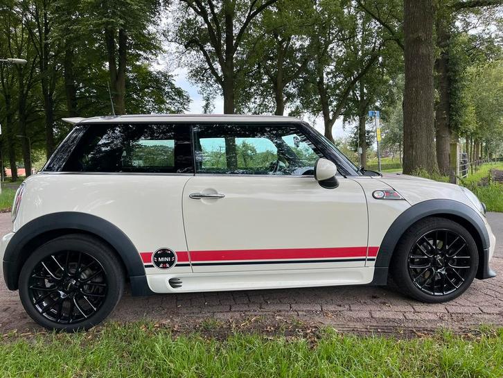 Mini Velgen JCW + winterbanden Michelin “17”, Auto-onderdelen, Banden en Velgen, Banden en Velgen, Winterbanden, 17 inch, 205 mm