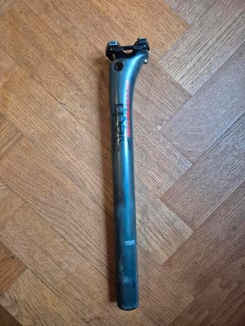 Deda Superleggero carbon zadelpen 31,6 mm en 12 mm setback beschikbaar voor biedingen