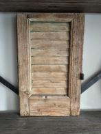 Houten louvre luik en 2 houten kransen van takken gemaakt, Huis en Inrichting, Woonaccessoires | Kransen, Ophalen of Verzenden