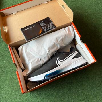 OUTLET - Nieuwe golfschoenen beschikbaar voor biedingen