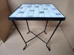 Vintage tafeltje mosaic blad gietijzeren onderstel '60 jaren, Antiek en Kunst, Antiek | Meubels | Tafels, Ophalen of Verzenden