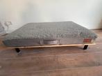 Orthopedisch kussen op houten ligbed 100x70 cm, Dieren en Toebehoren, Ophalen, Gebruikt, Overige