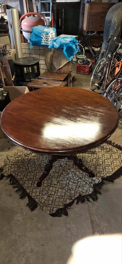 Ronde houten tafel met sierlijke poten, Antiek en Kunst, Antiek | Meubels | Tafels, Ophalen