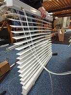 96. houten jaloezie 80 cm br x 117 cm h wit 35 mm, Ophalen, Nieuw, 50 tot 100 cm, Zijgeleiding