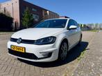 Volkswagen Golf 1.4 TSi GTE 2015,  NL LED 204pk!, Auto's, Stof, 4 cilinders, 150 pk, Wit