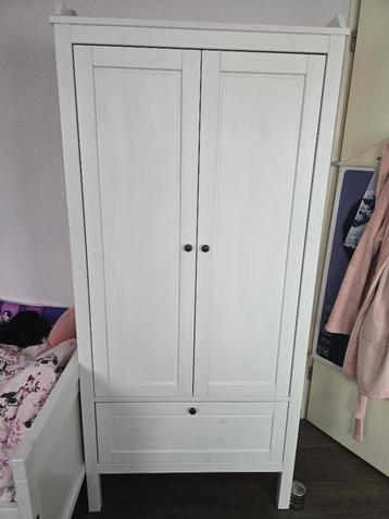 IKEA Sundvik garderobe beschikbaar voor biedingen