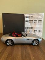BMW Z8 Die-Cast Model Car schaal 1:12, Hobby en Vrije tijd, Modelauto's | 1:5 tot 1:12, Ophalen of Verzenden, Zo goed als nieuw
