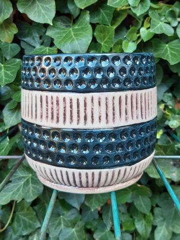 Vintage bloempot zwart/creme 12 cm beschikbaar voor biedingen
