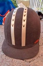 Fijn Cap maat 57, Dieren en Toebehoren, Paardrijkleding, Ophalen of Verzenden, Gebruikt, Recreatie, Cap