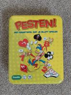 Pesten - mooie, grote kaarten in een leuke blikken doos, Een of twee spelers, Ophalen of Verzenden, Zo goed als nieuw, Identity Games