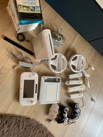 Nintendo Wii U met veel toebehoor 17 games, Spelcomputers en Games, Spelcomputers | Nintendo Wii, Ophalen, Zo goed als nieuw, Met 3 controllers of meer