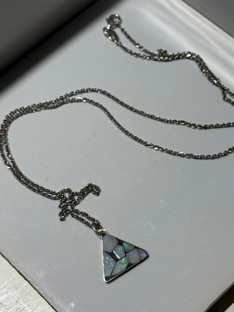 AILUOR Dames verzilverd vintage opaal hanger ketting, gemaakt edelsteen ovale witte opaal mode-sieraden voor vrouwen moeder meisjes - eindeloze